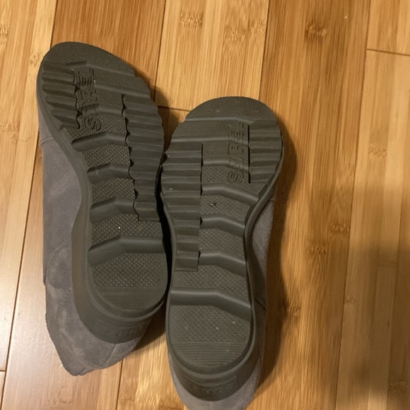 Sorel Evie II Zip Suede Waterproof Ankle Gray Color Women’s Size 9 - Picture 4 of 7
